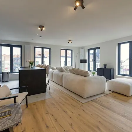 Appartamento Designer Flat 3br & Mini Golf Anversa